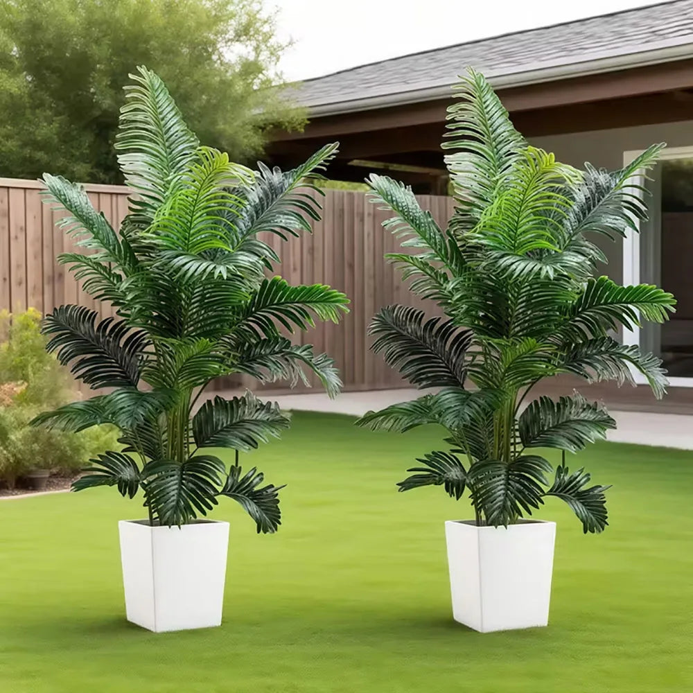 Artificial giant palm tree plant