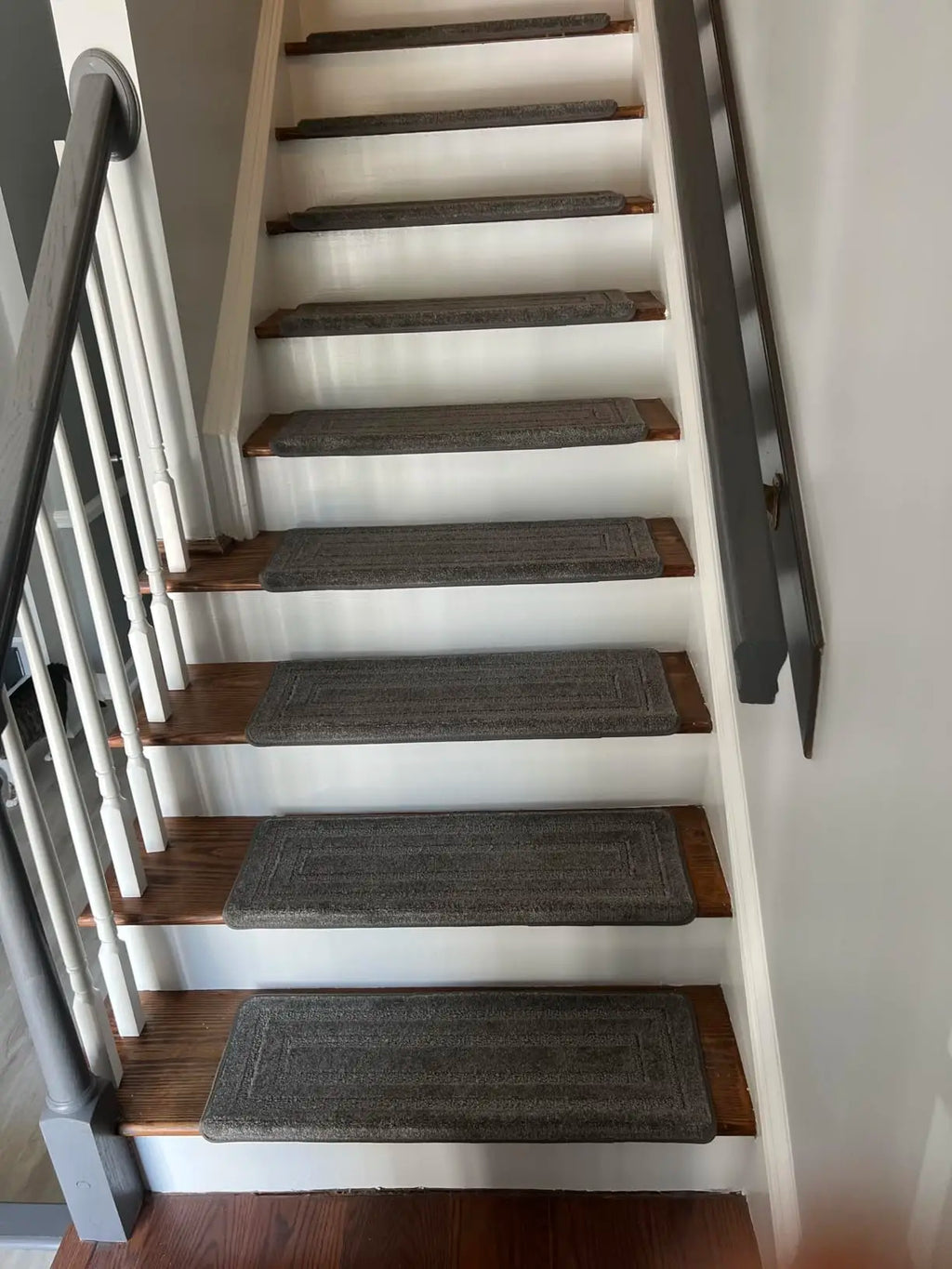 Carpet Stair Treads Set -Non-Slip