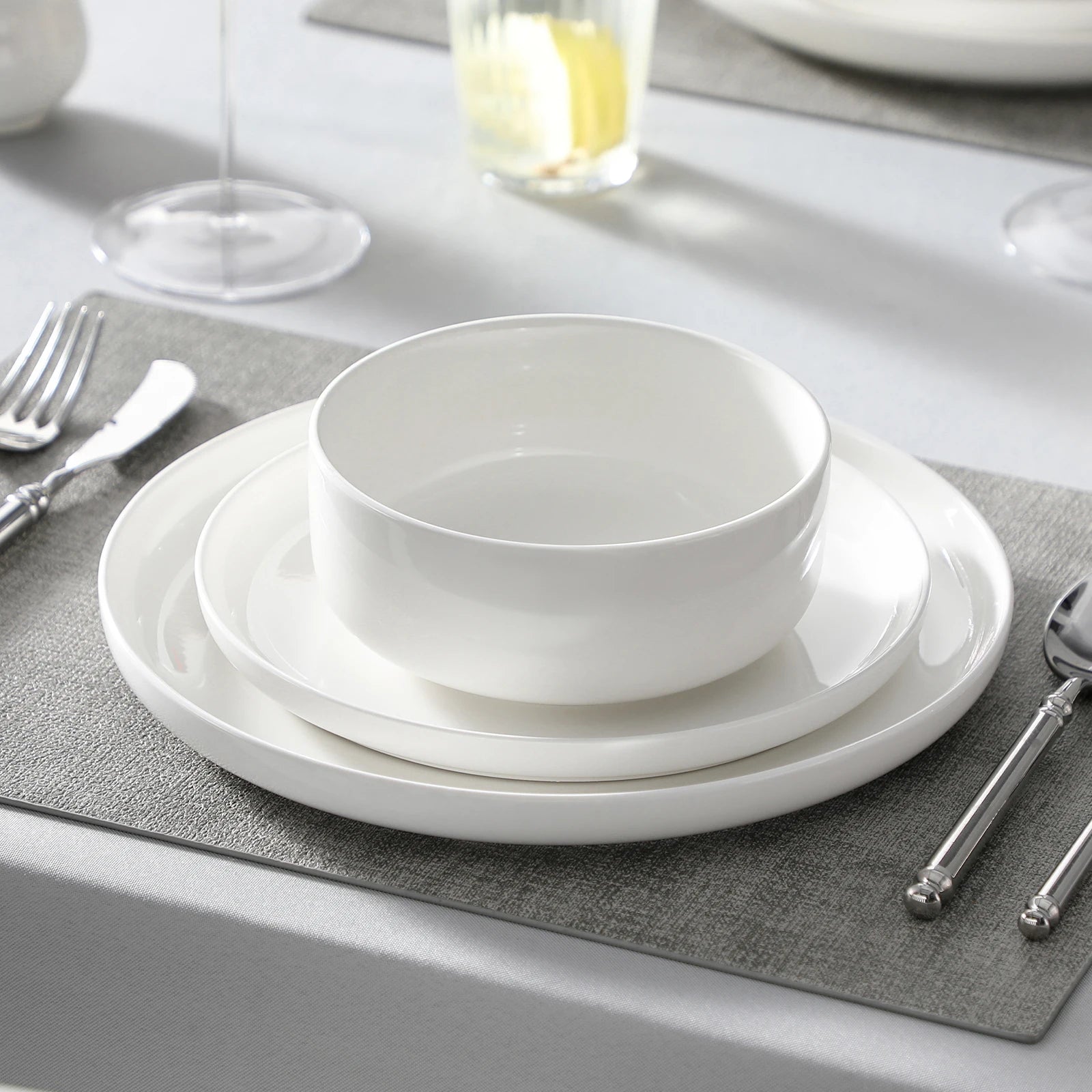 Porcelain Dinnerware Set